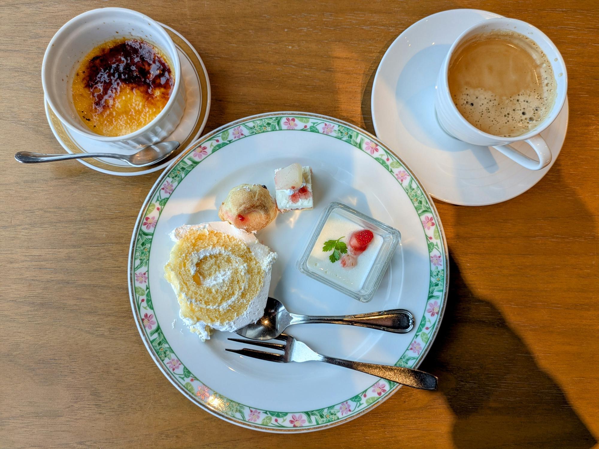 美味しそうなプチデザート