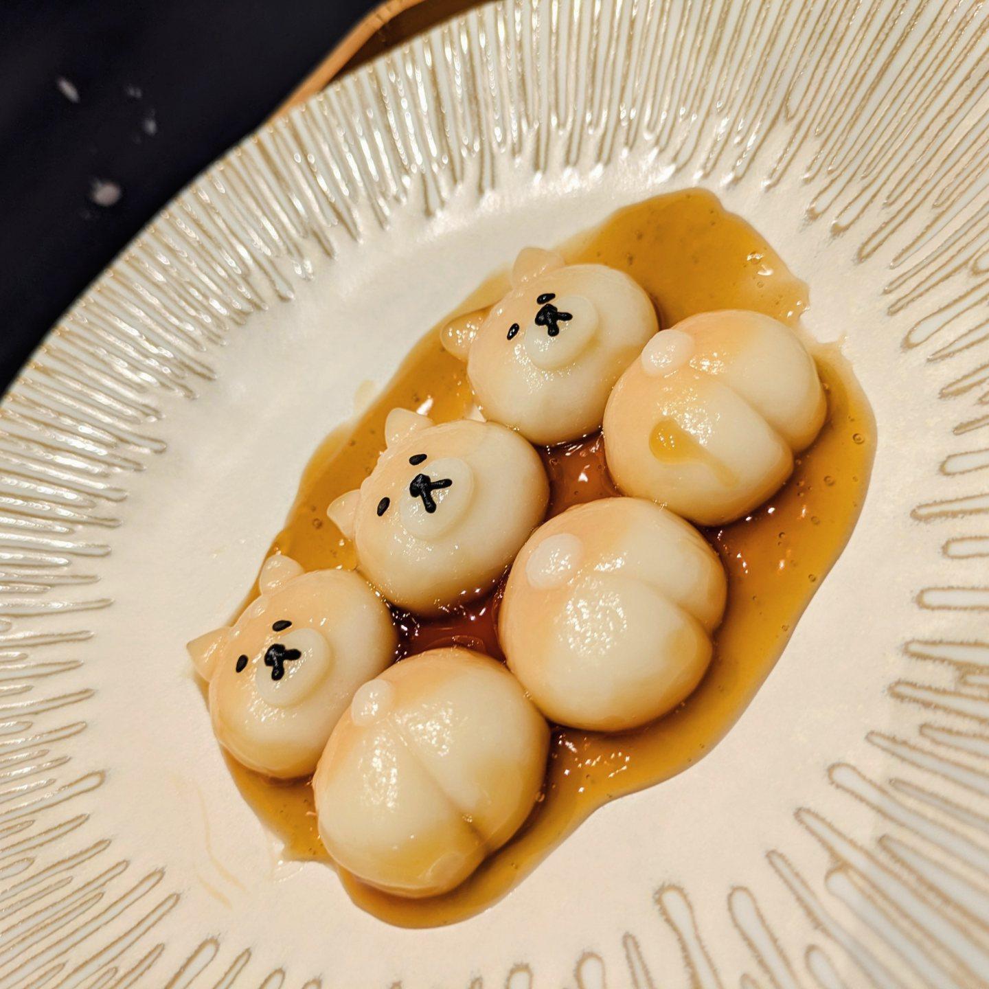 可愛すぎて食べれない…