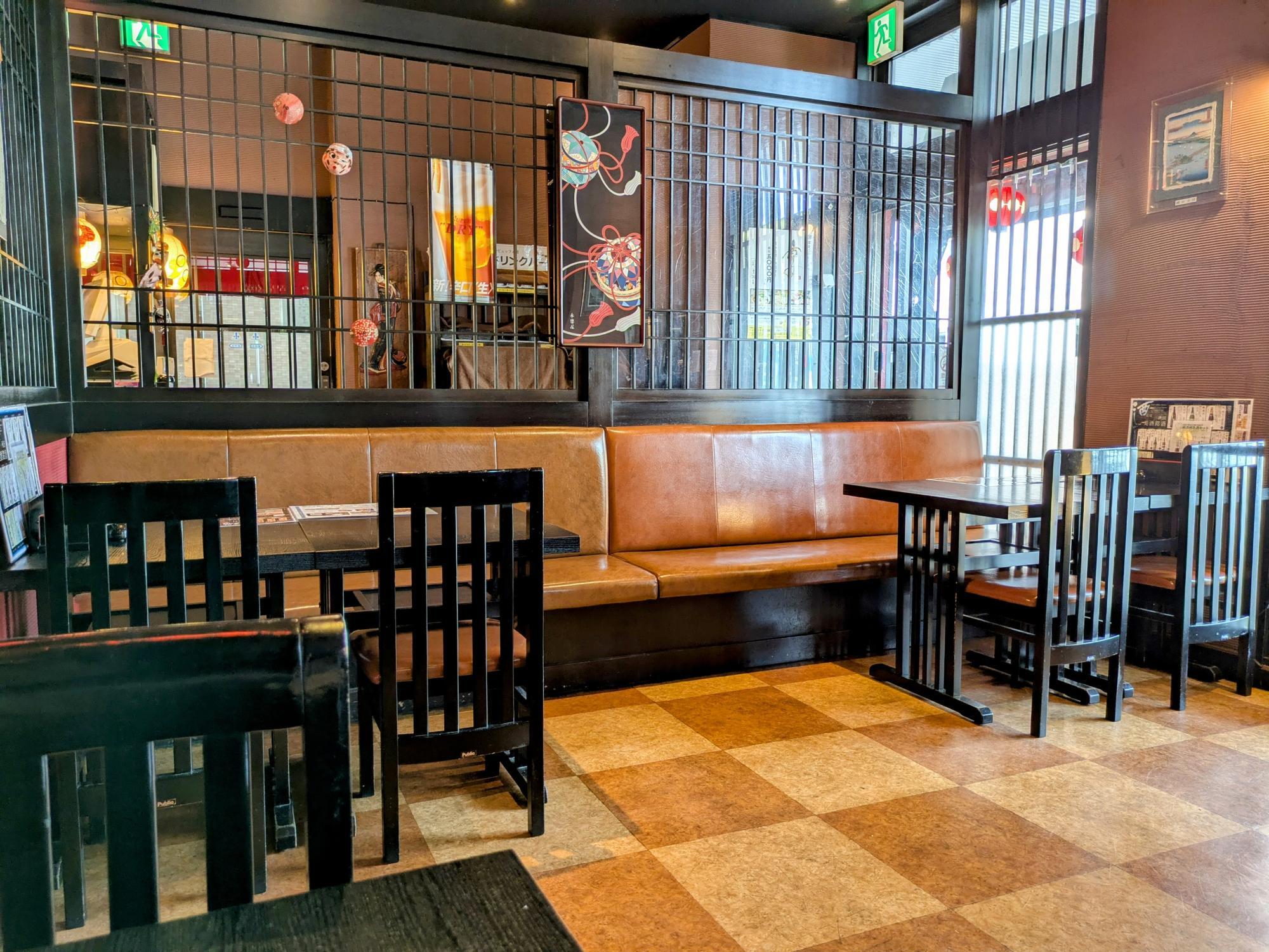 店内の落ち着いた雰囲気