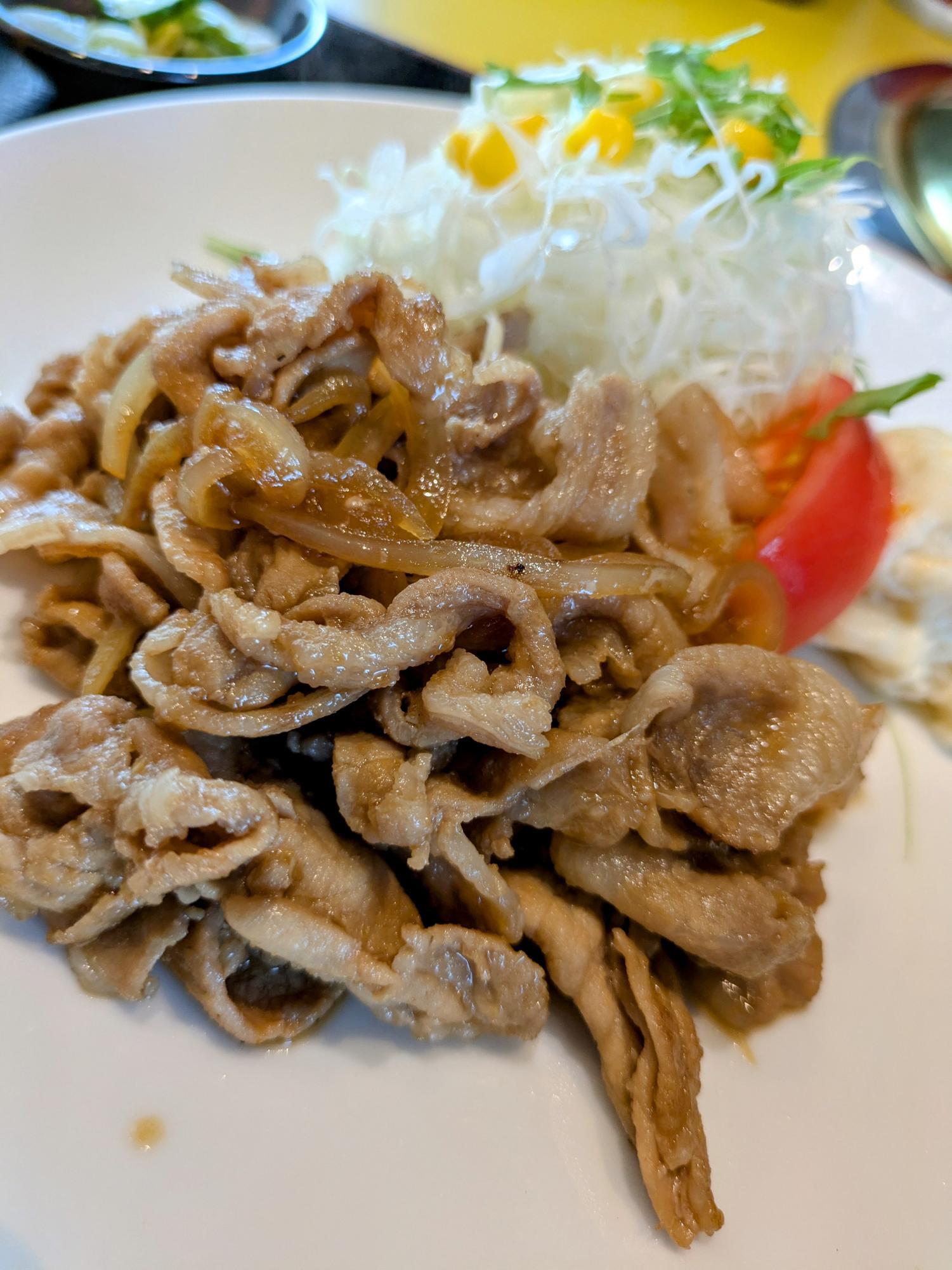 このしょうが焼きも美味い