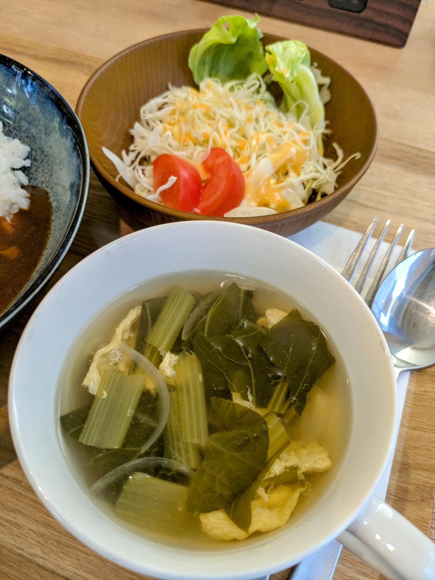 サラダとスープ