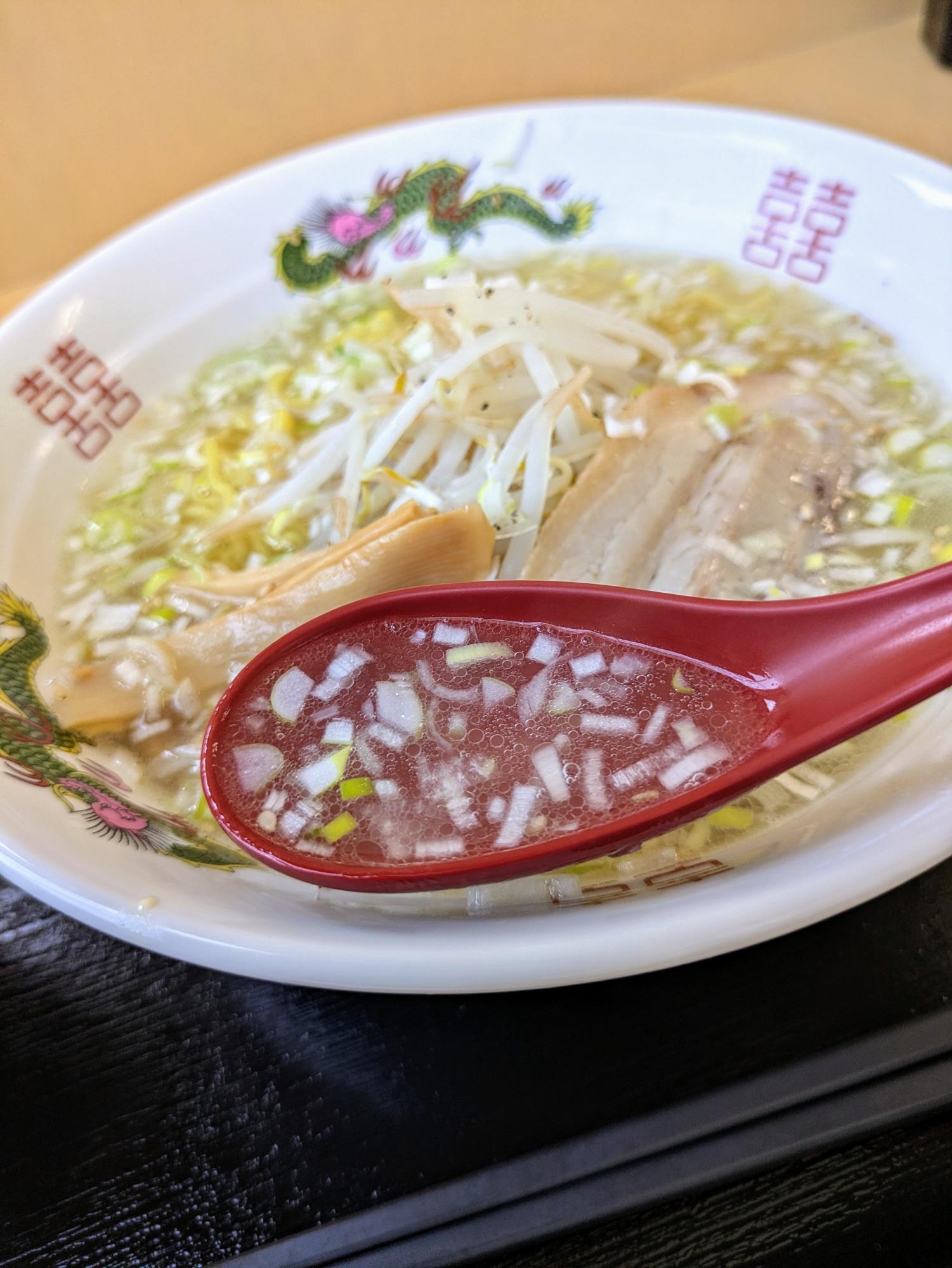 先ずはスープから