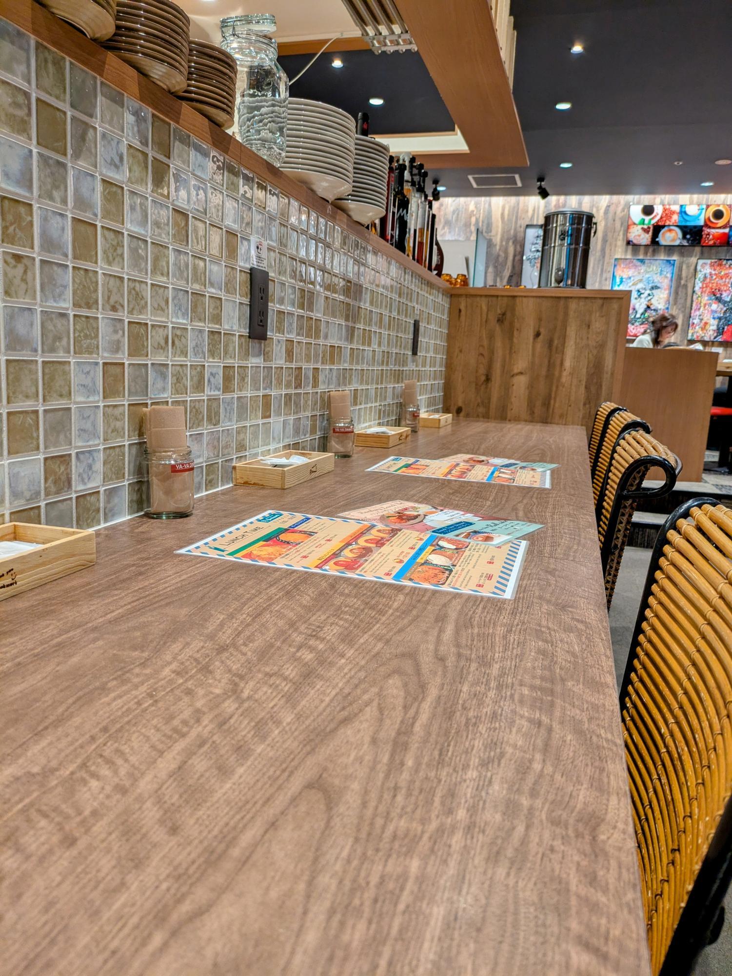 綺麗なカウンター席