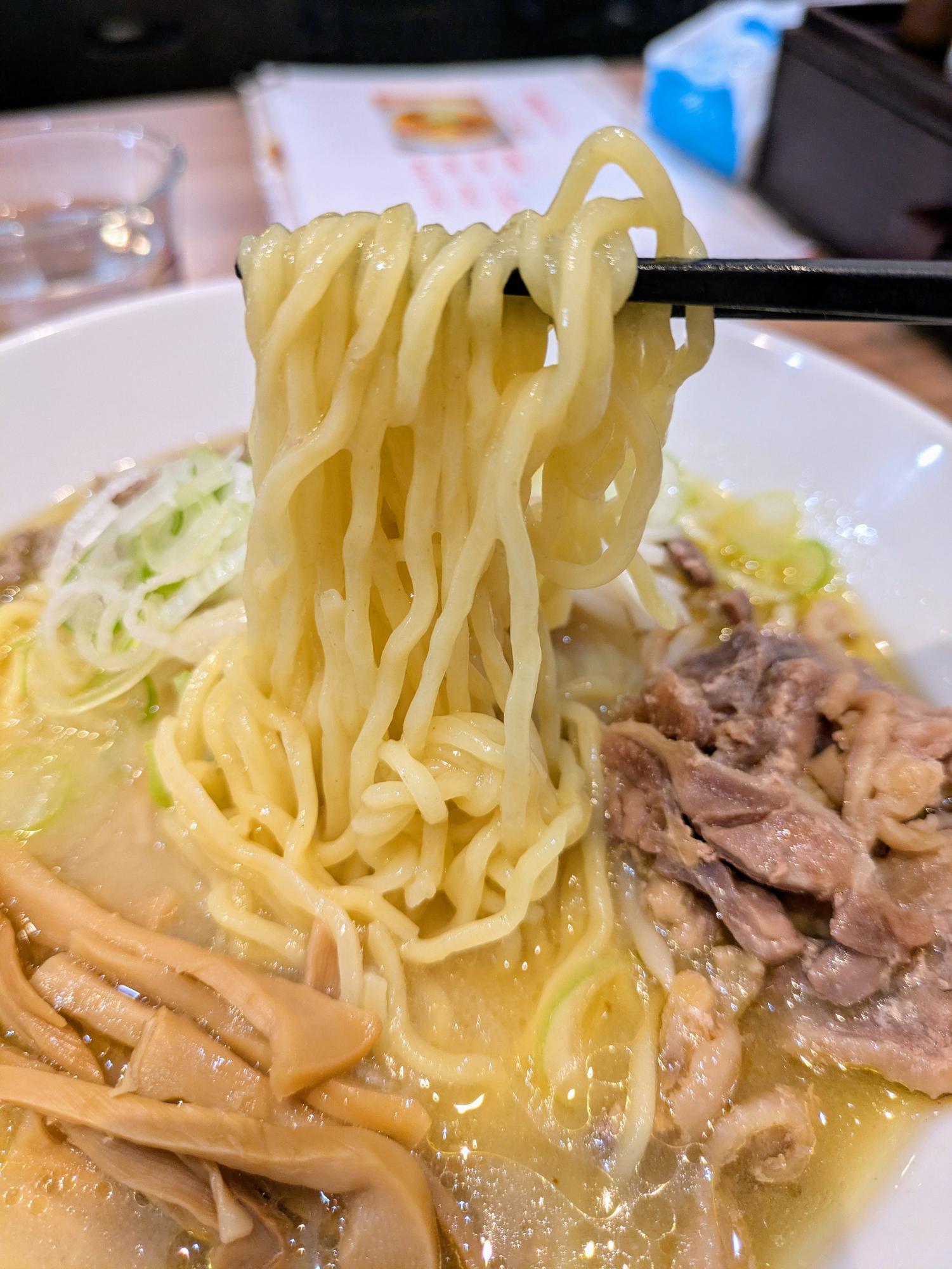 太縮れ麺の登場