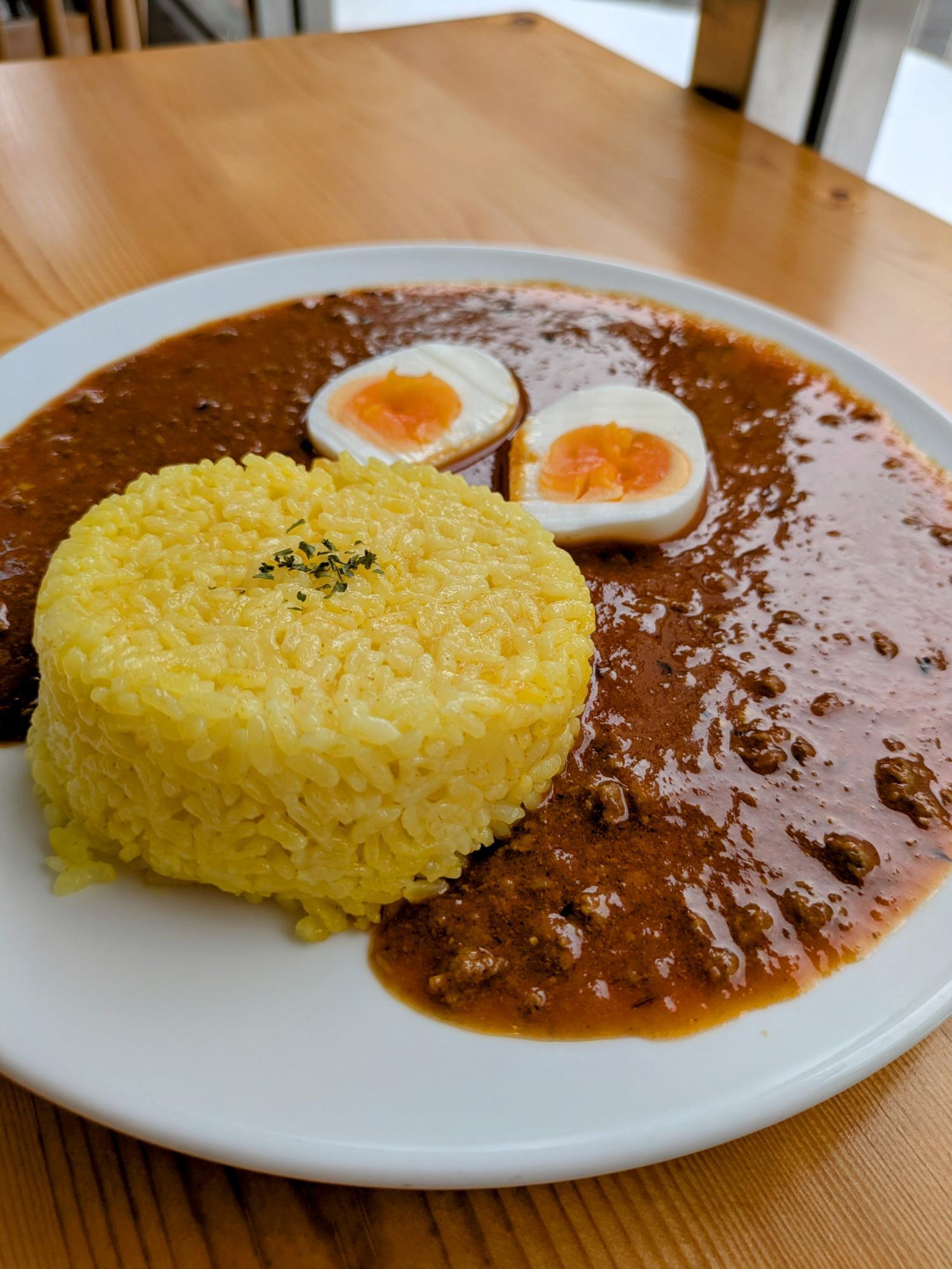 メインのキーマカレー