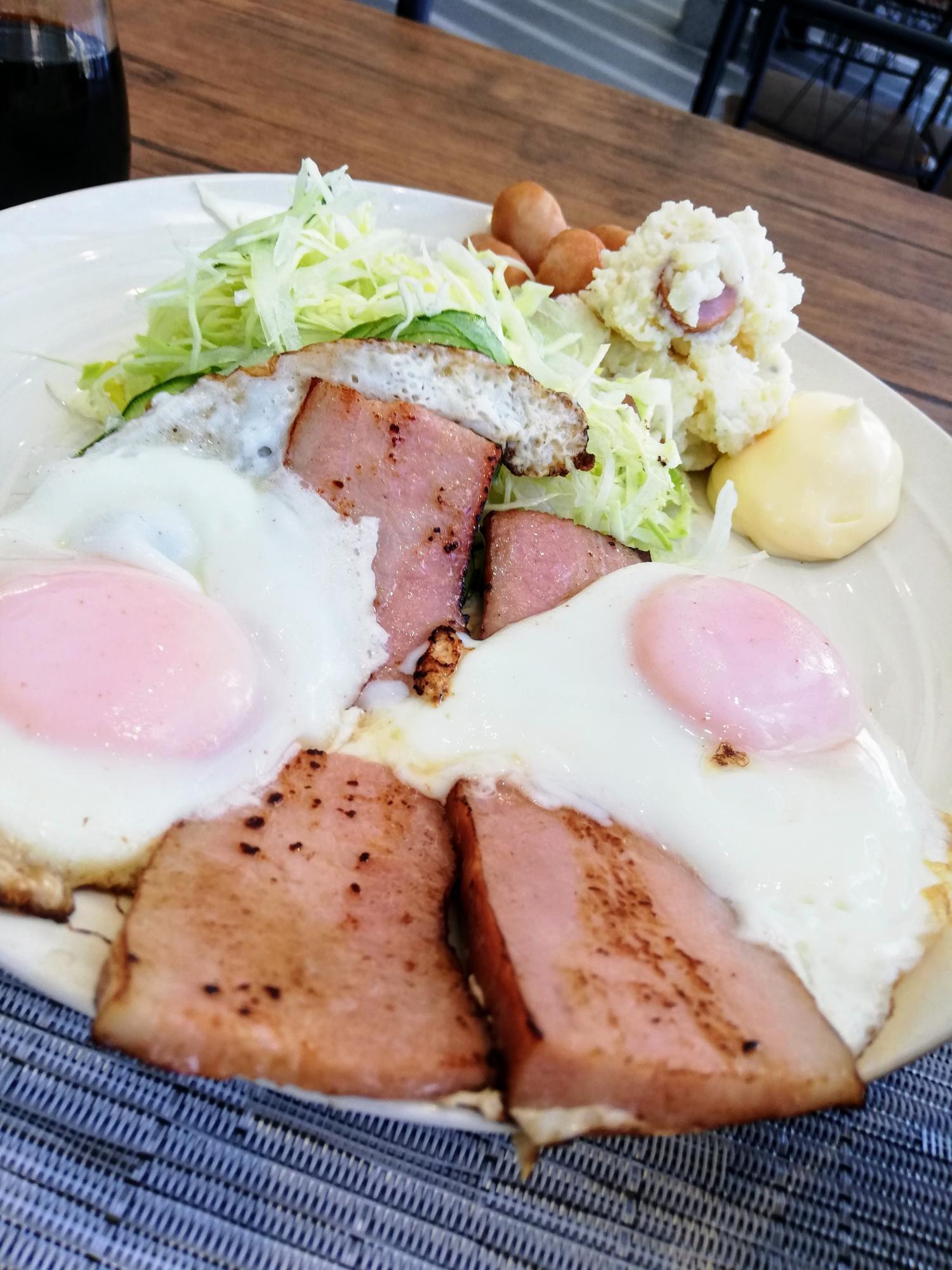 ベーコンの厚みよ