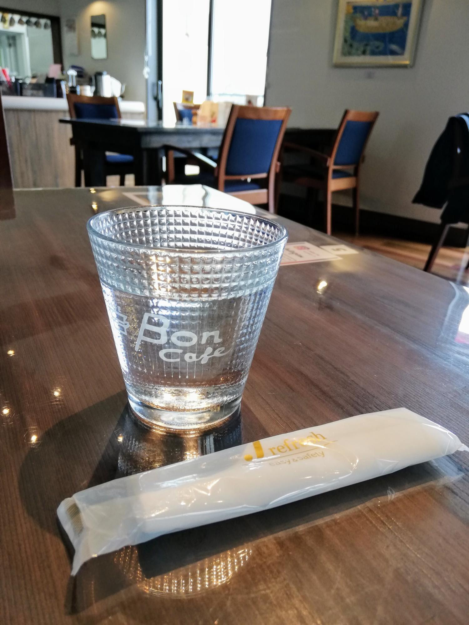 綺麗な店内