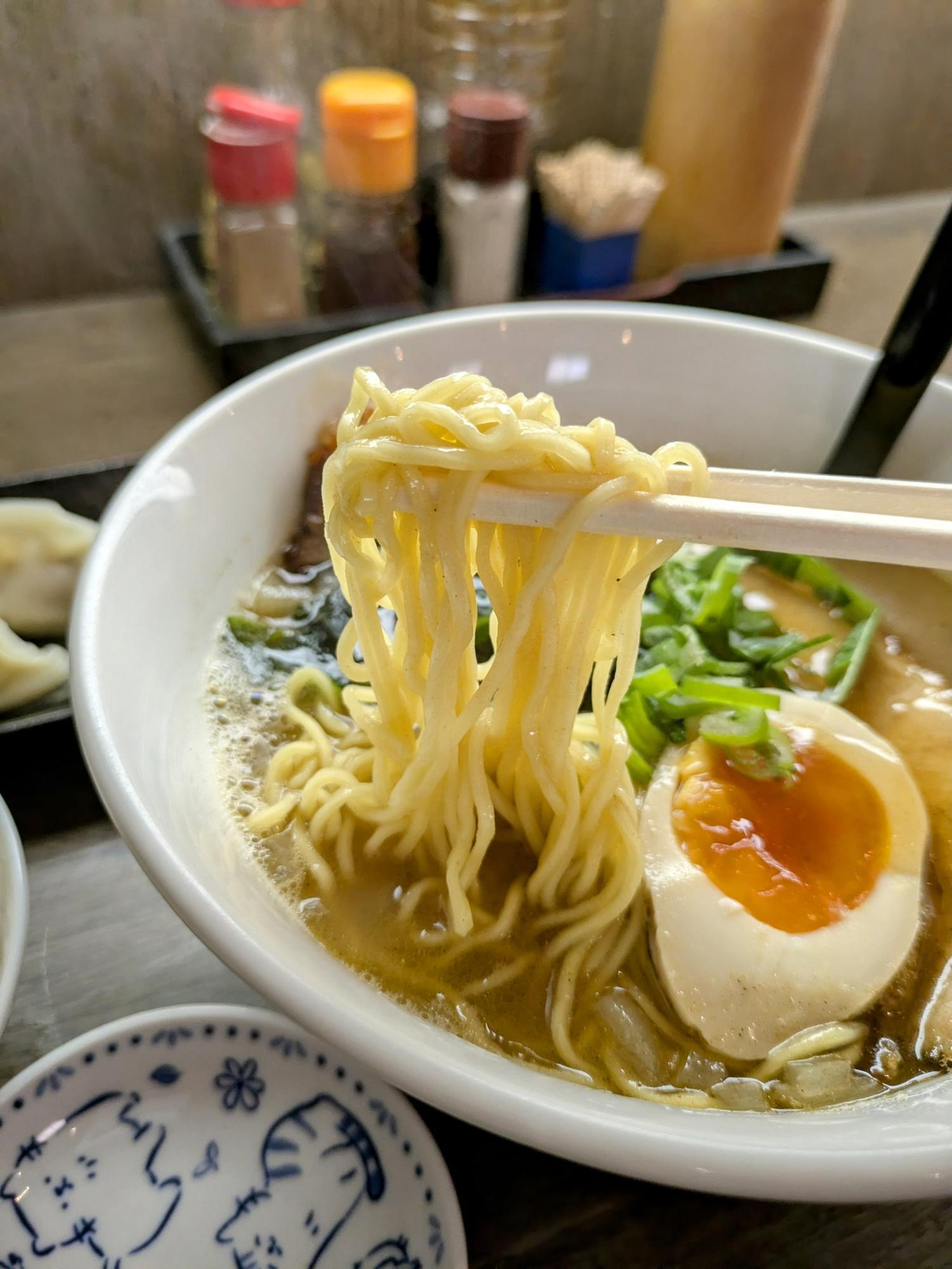 中太麺を食べてみます