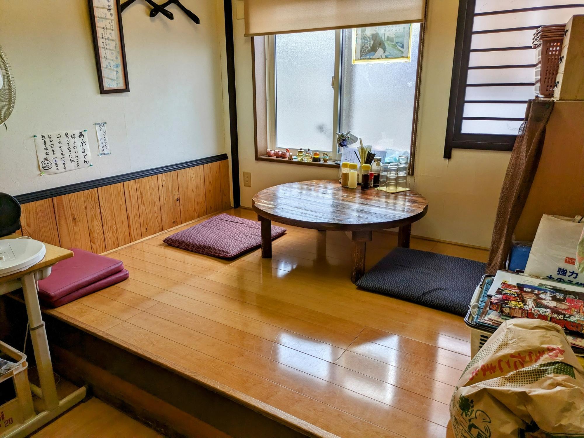 小上がり席もあります