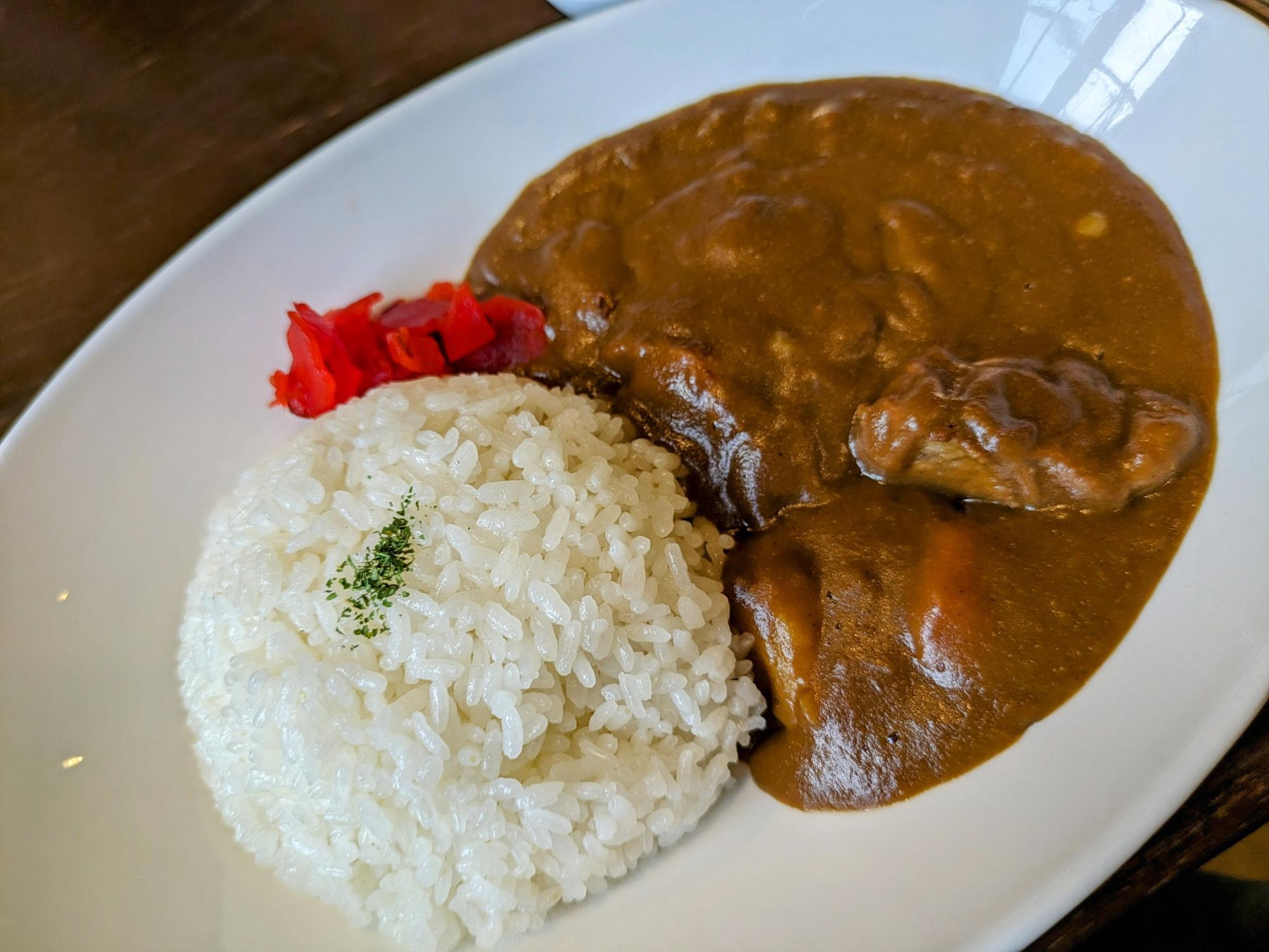 具材が大きいカレーです