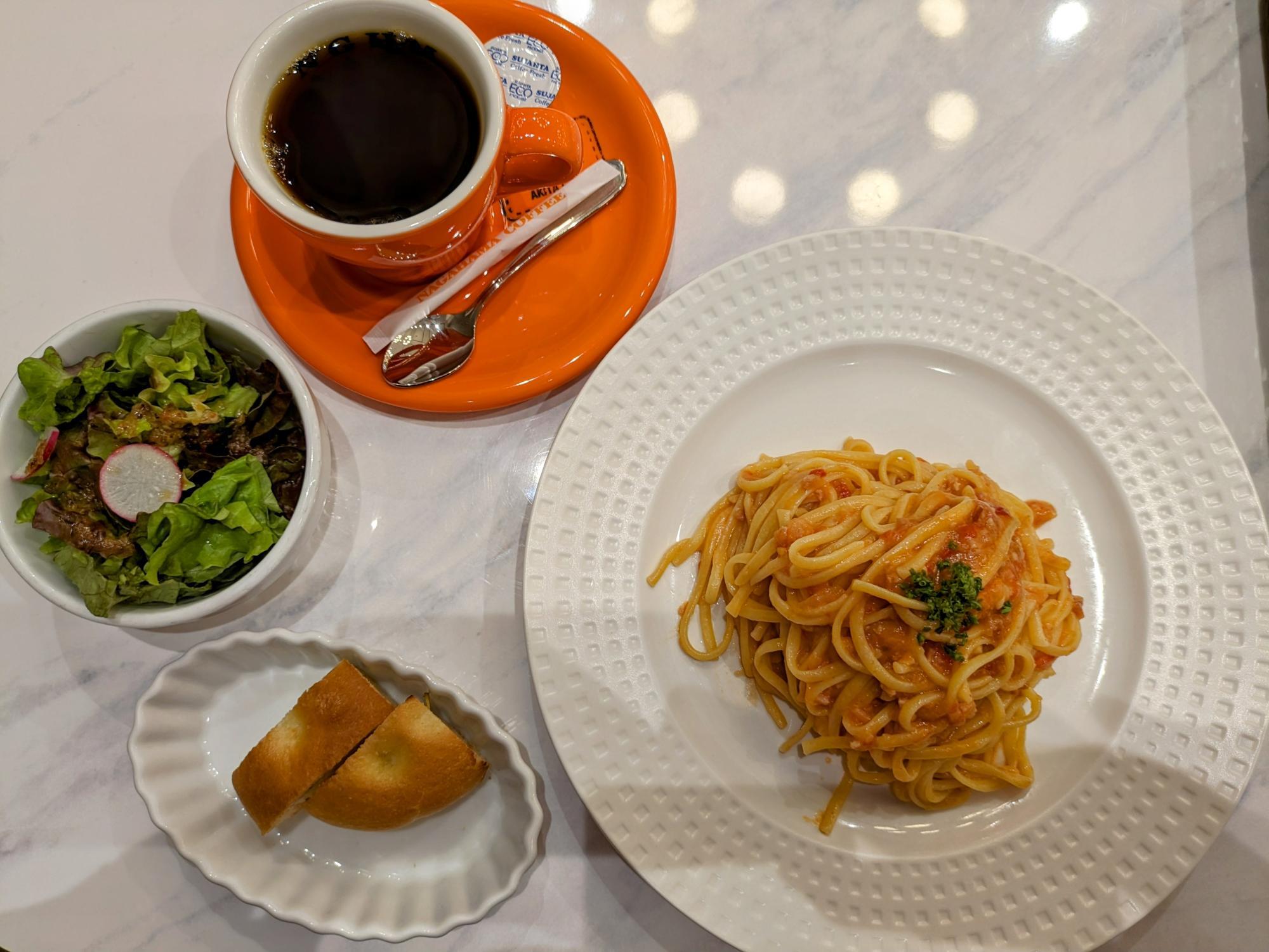 ランチセットが揃いました