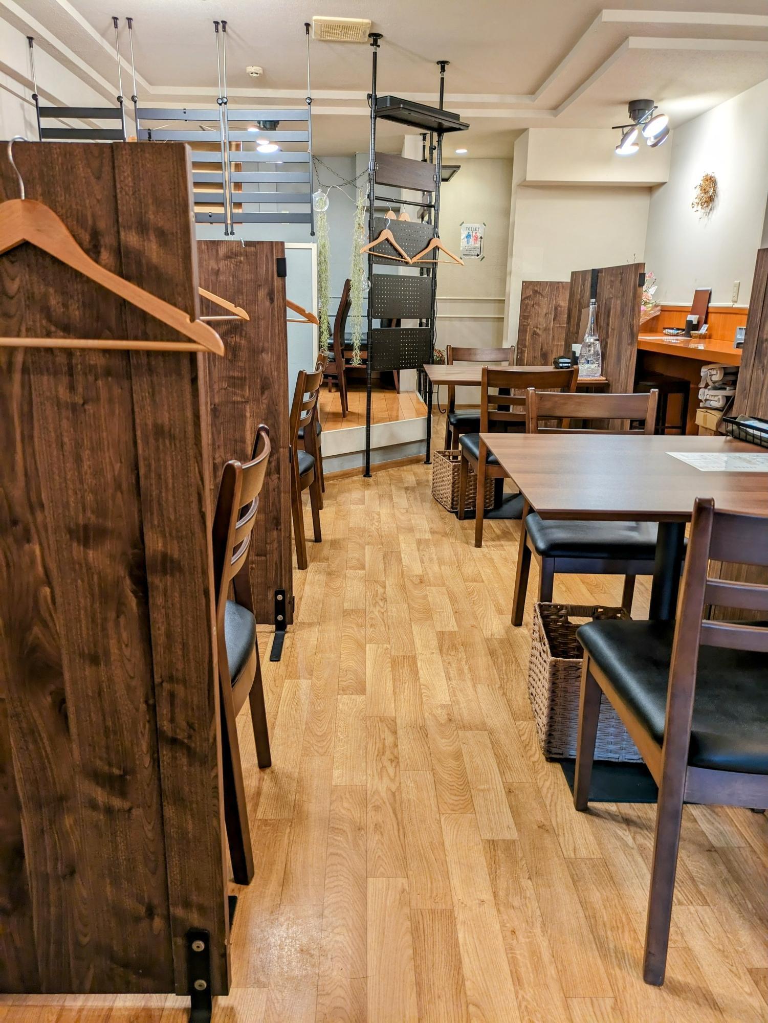 優しい雰囲気の店内