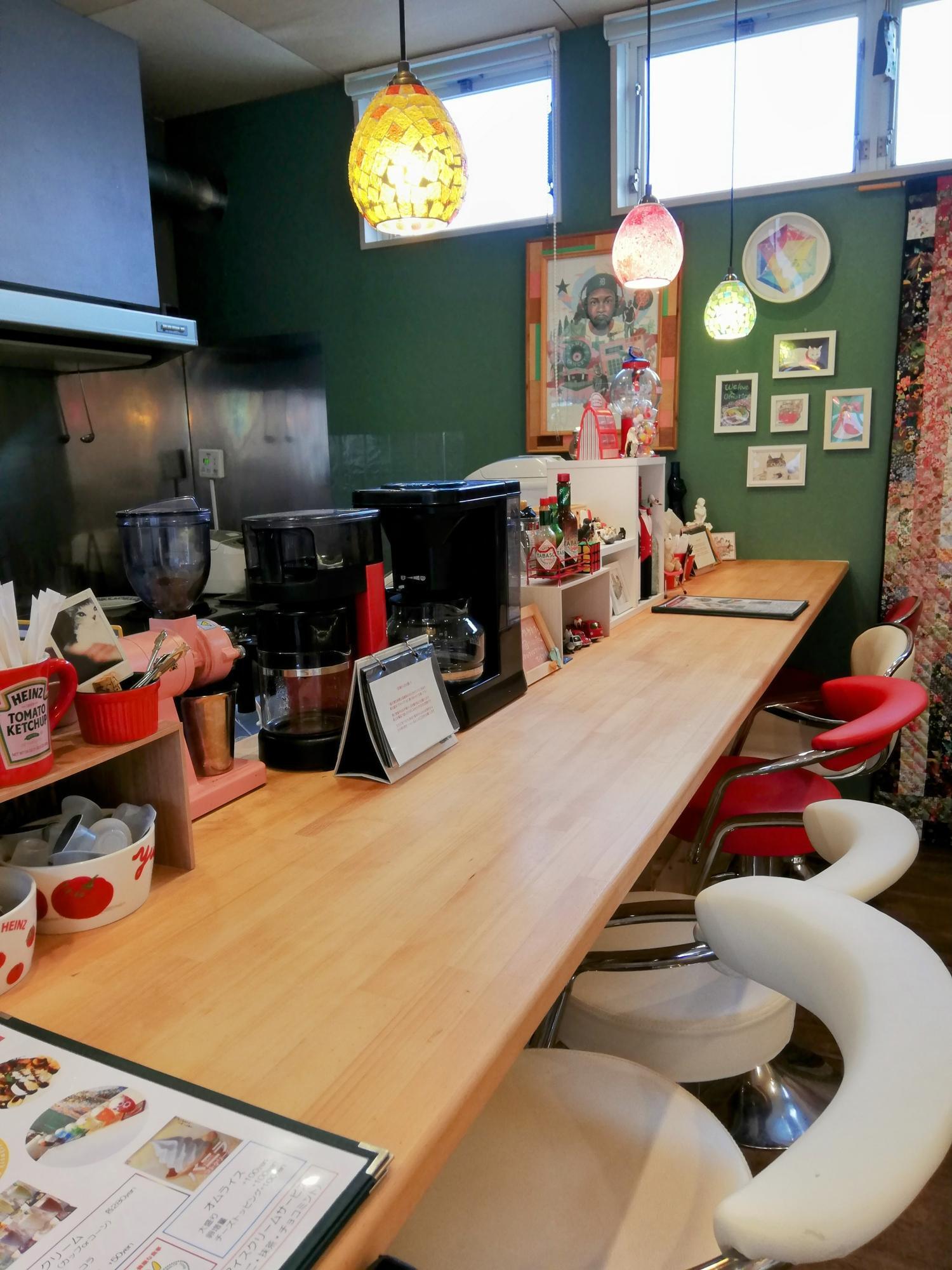 綺麗なカウンター席