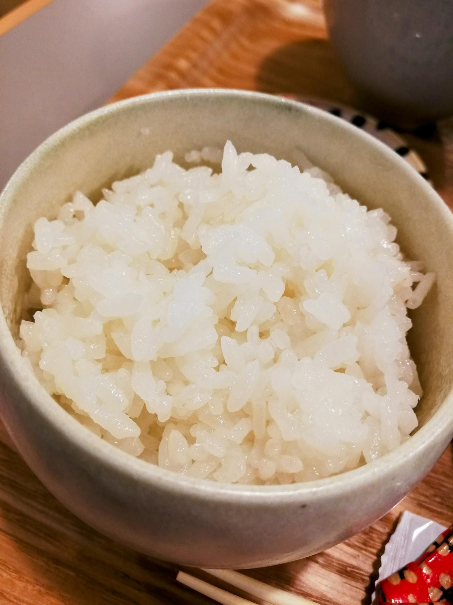 一杯目の白米