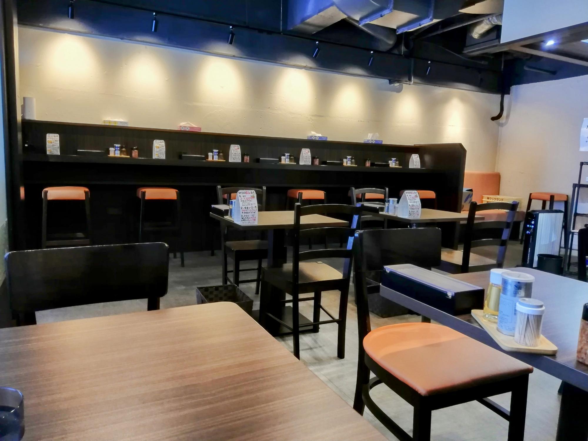 綺麗な店内です