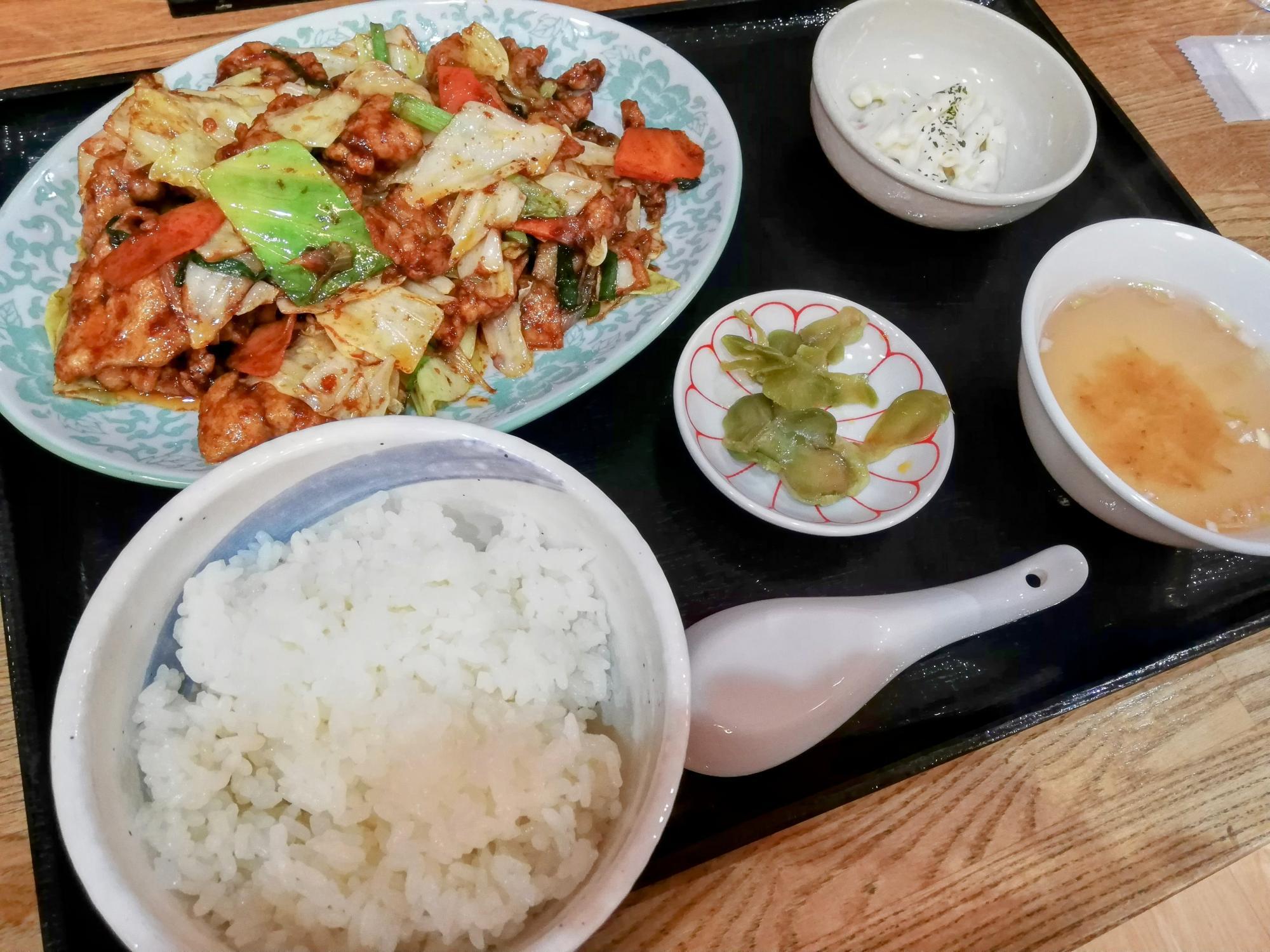 やはりガッツリ定食は神