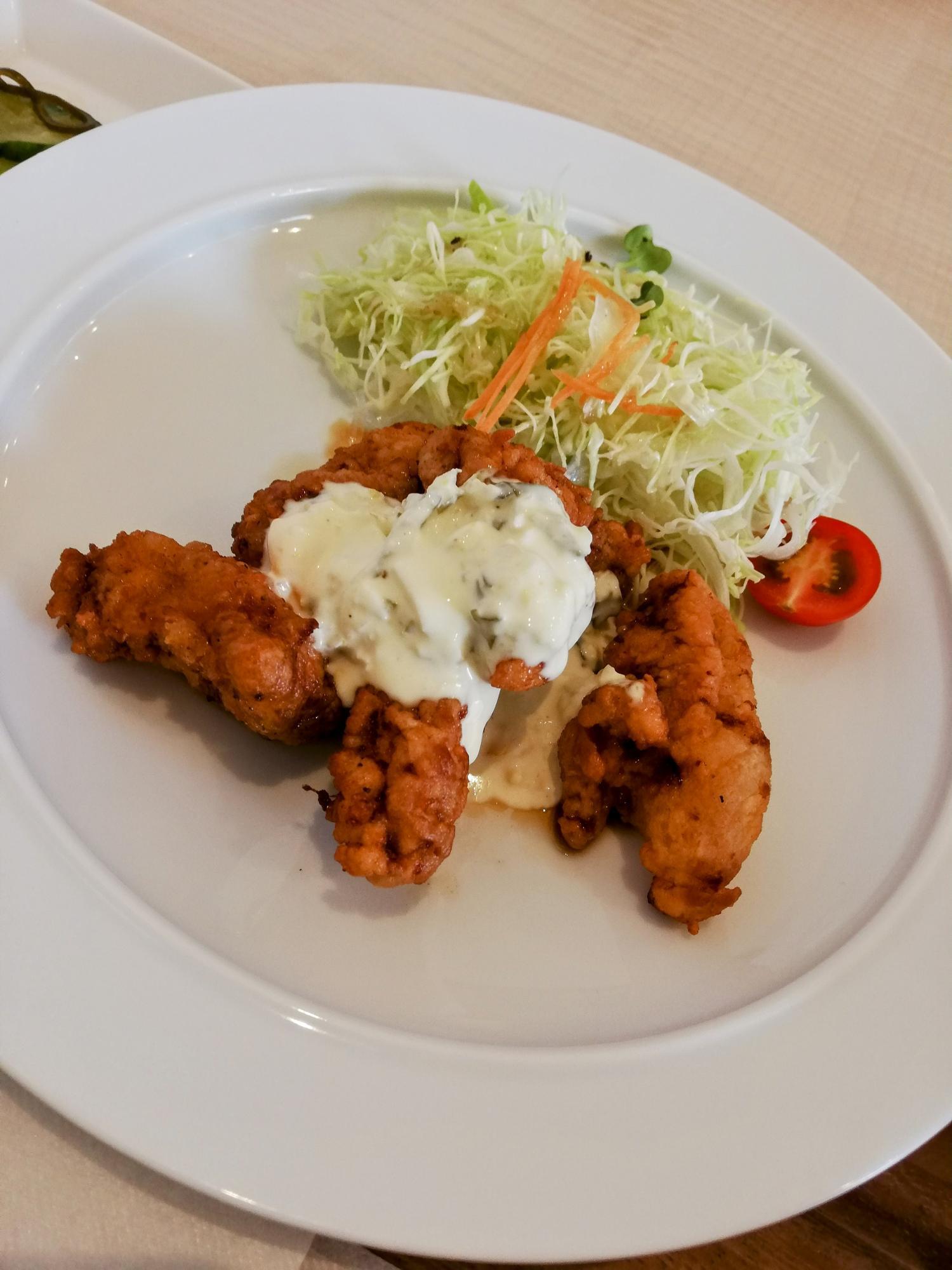 メインのチキン南蛮