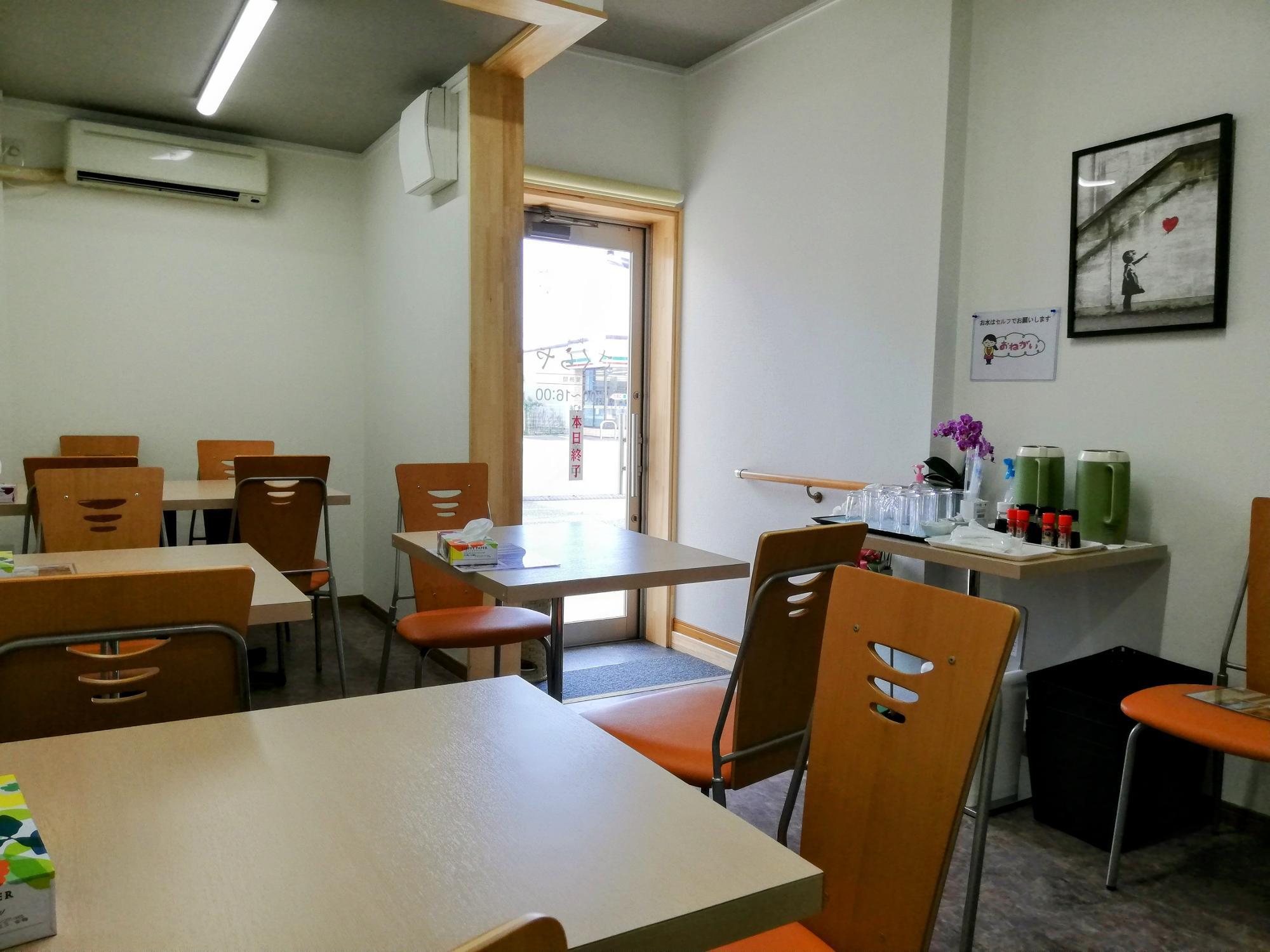 綺麗な店内です