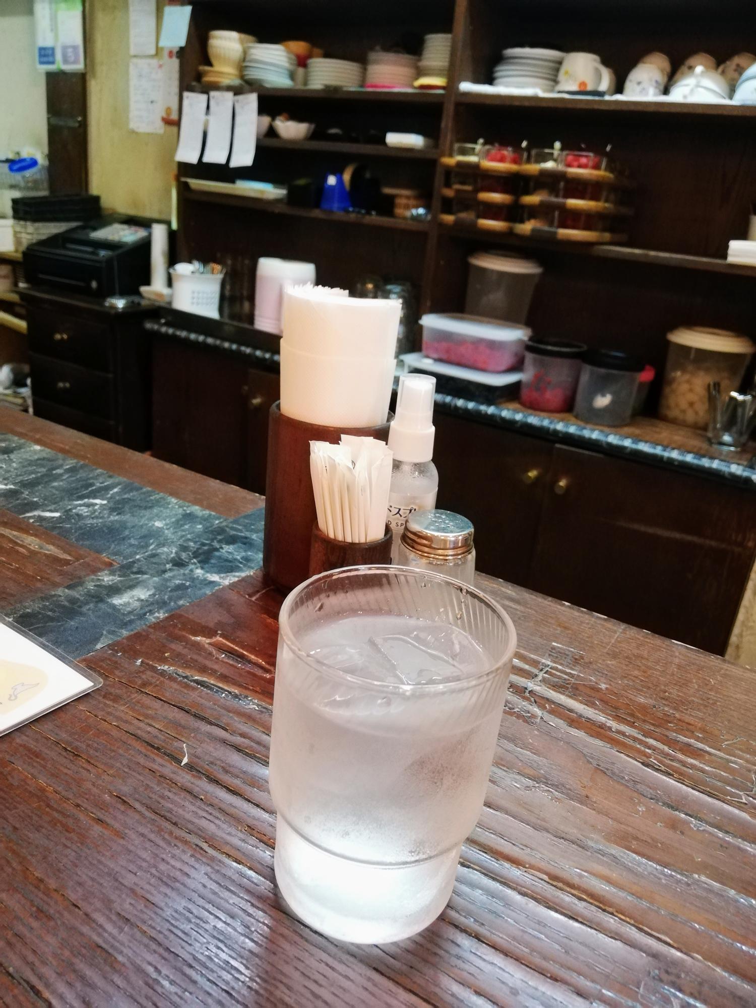 喫茶店風な店内