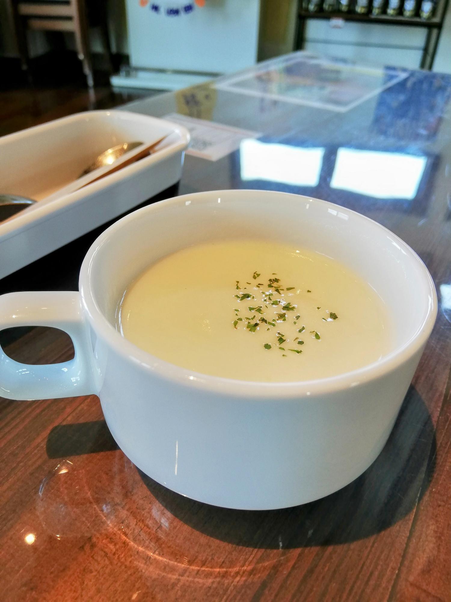 じゃがいもの(温)スープ