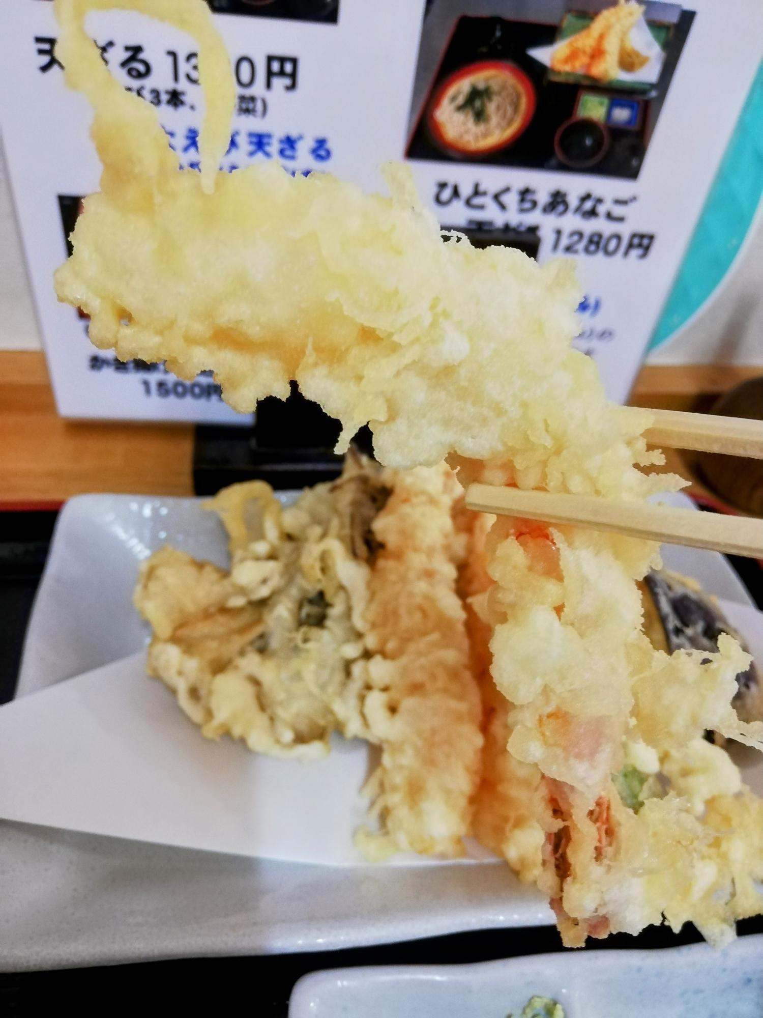 海老から食べちゃいます