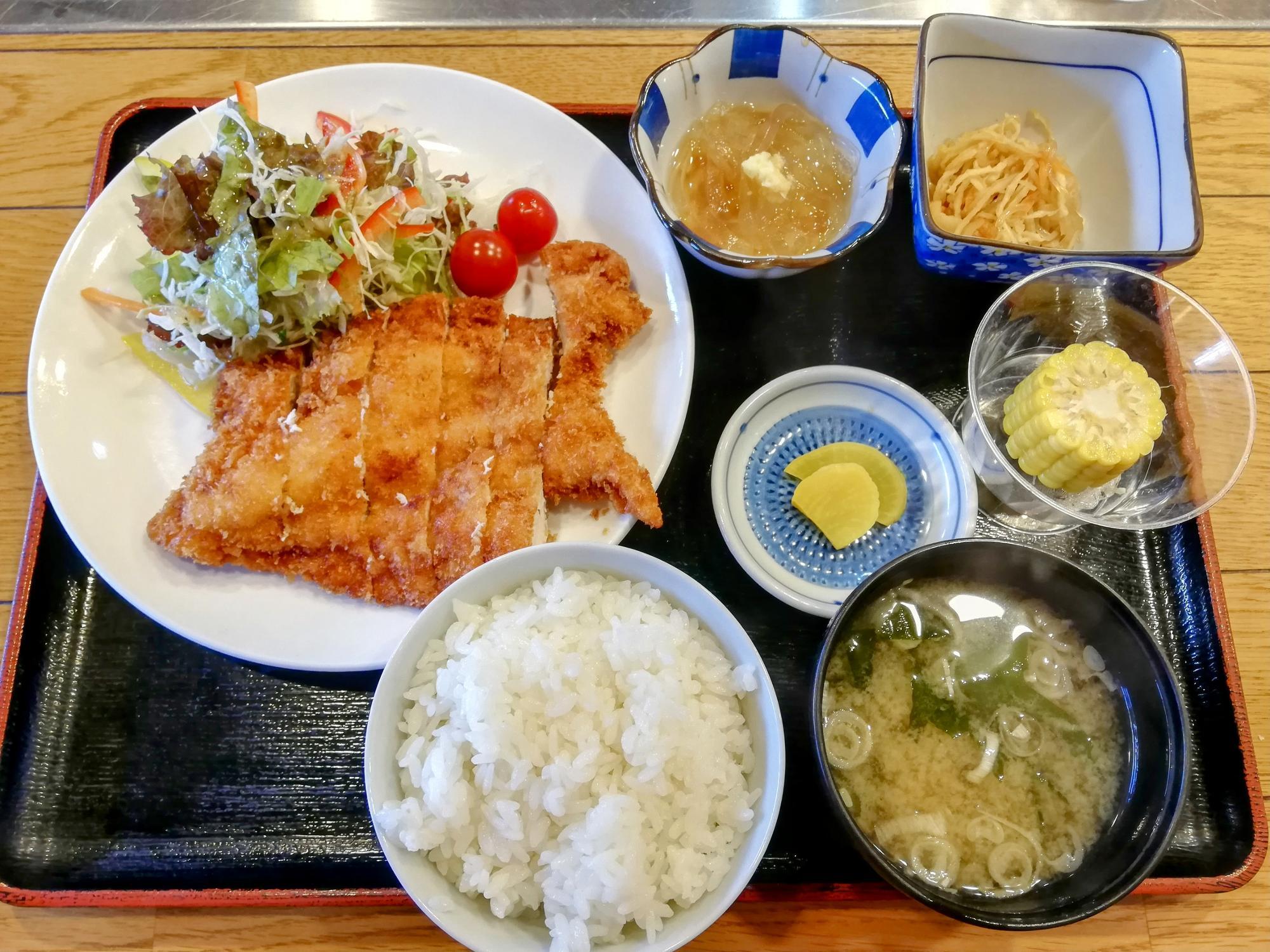 日替わりのチキンカツ