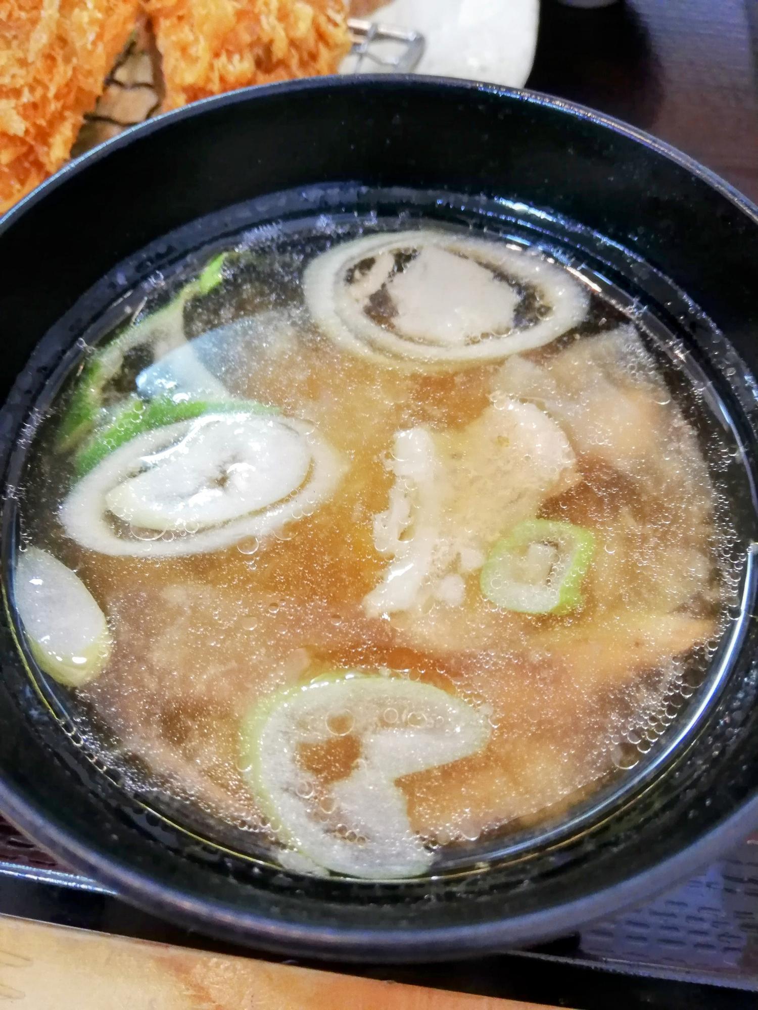 豚汁も美味い