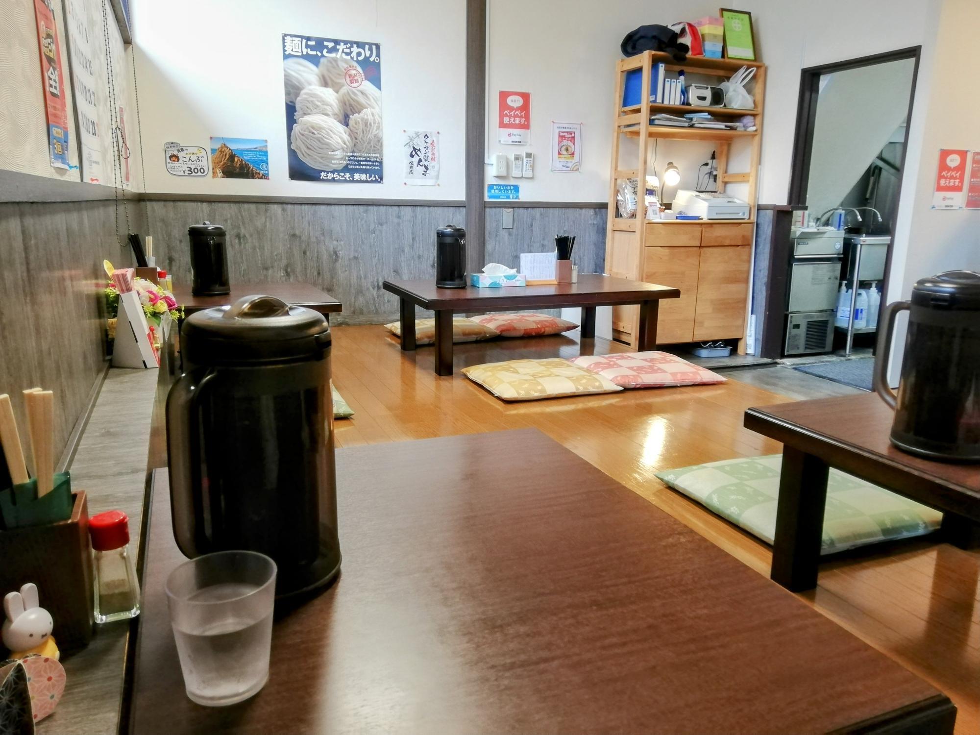 小上がり席が可愛い