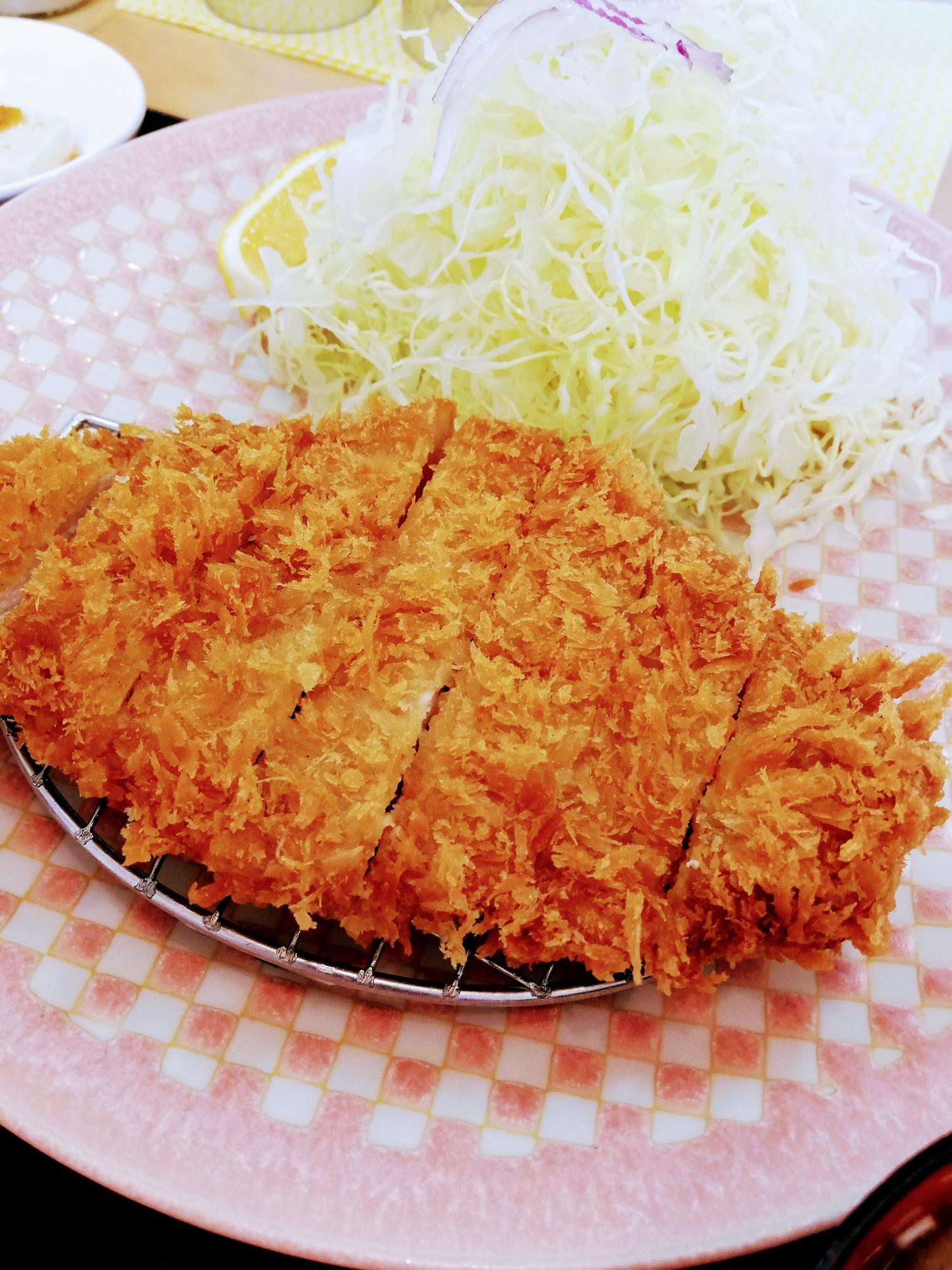 綺麗なとんかつです♪