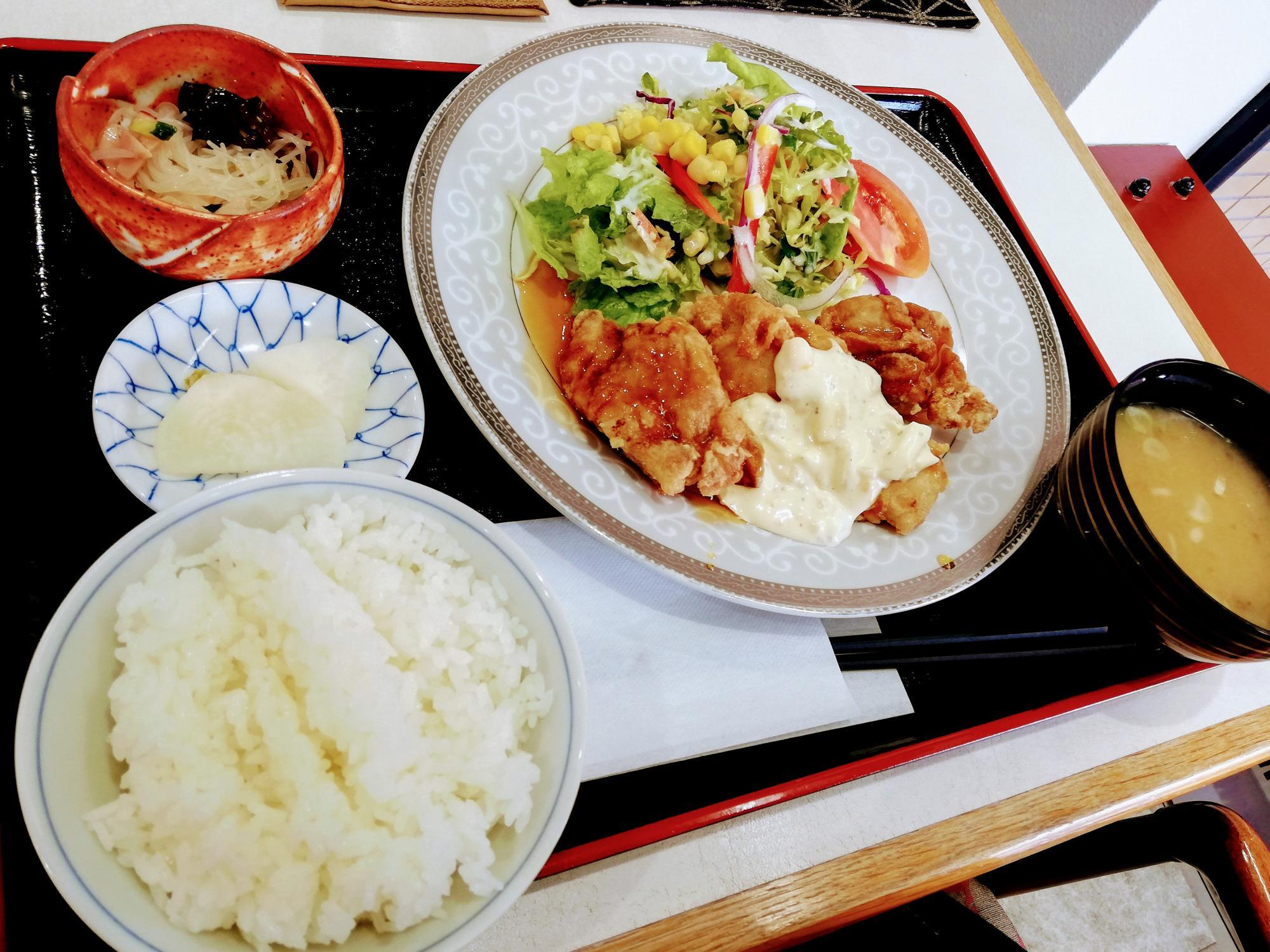 定食って本当に美味しそうですよね