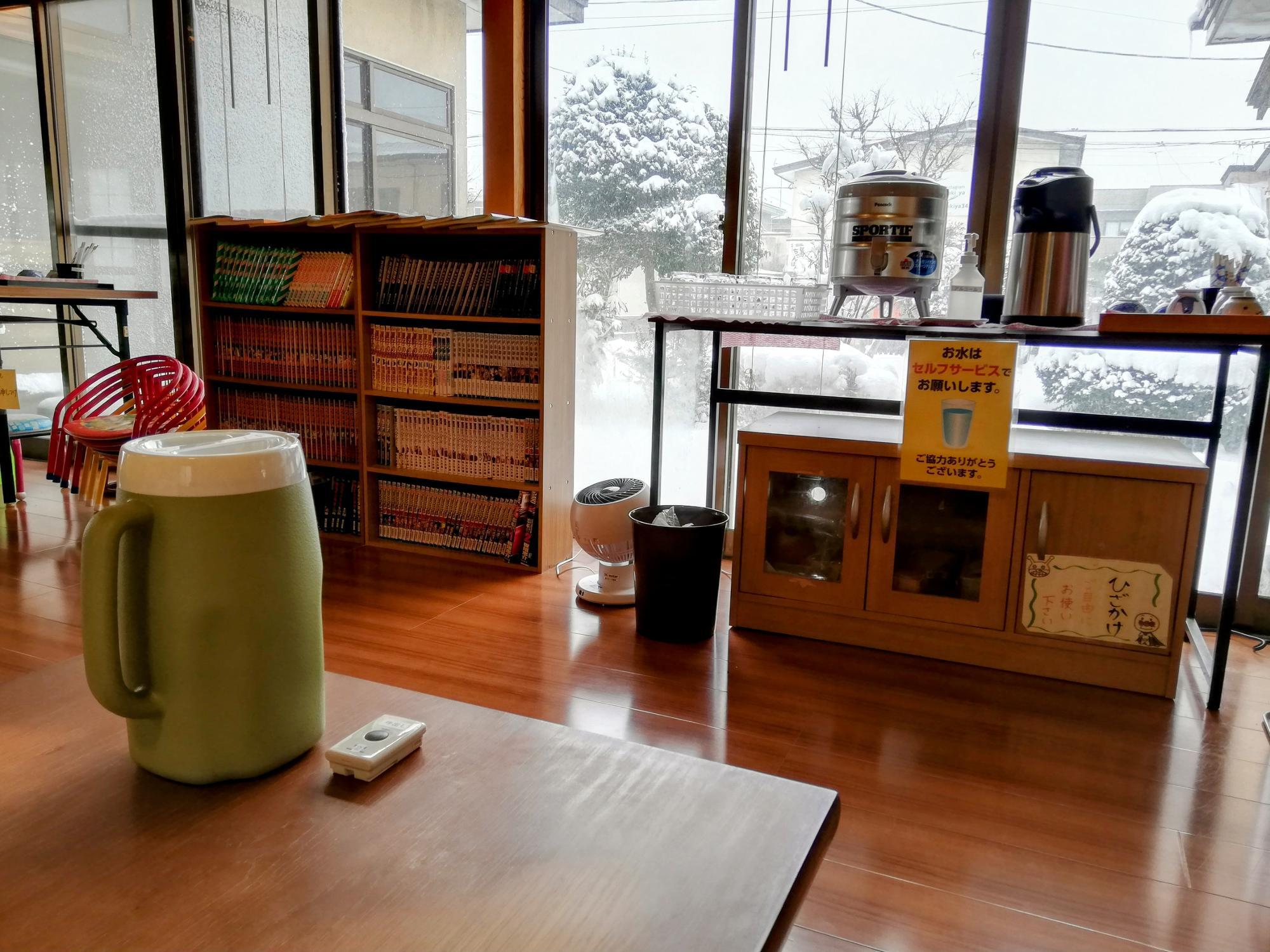ホッとする昭和の雰囲気の店内