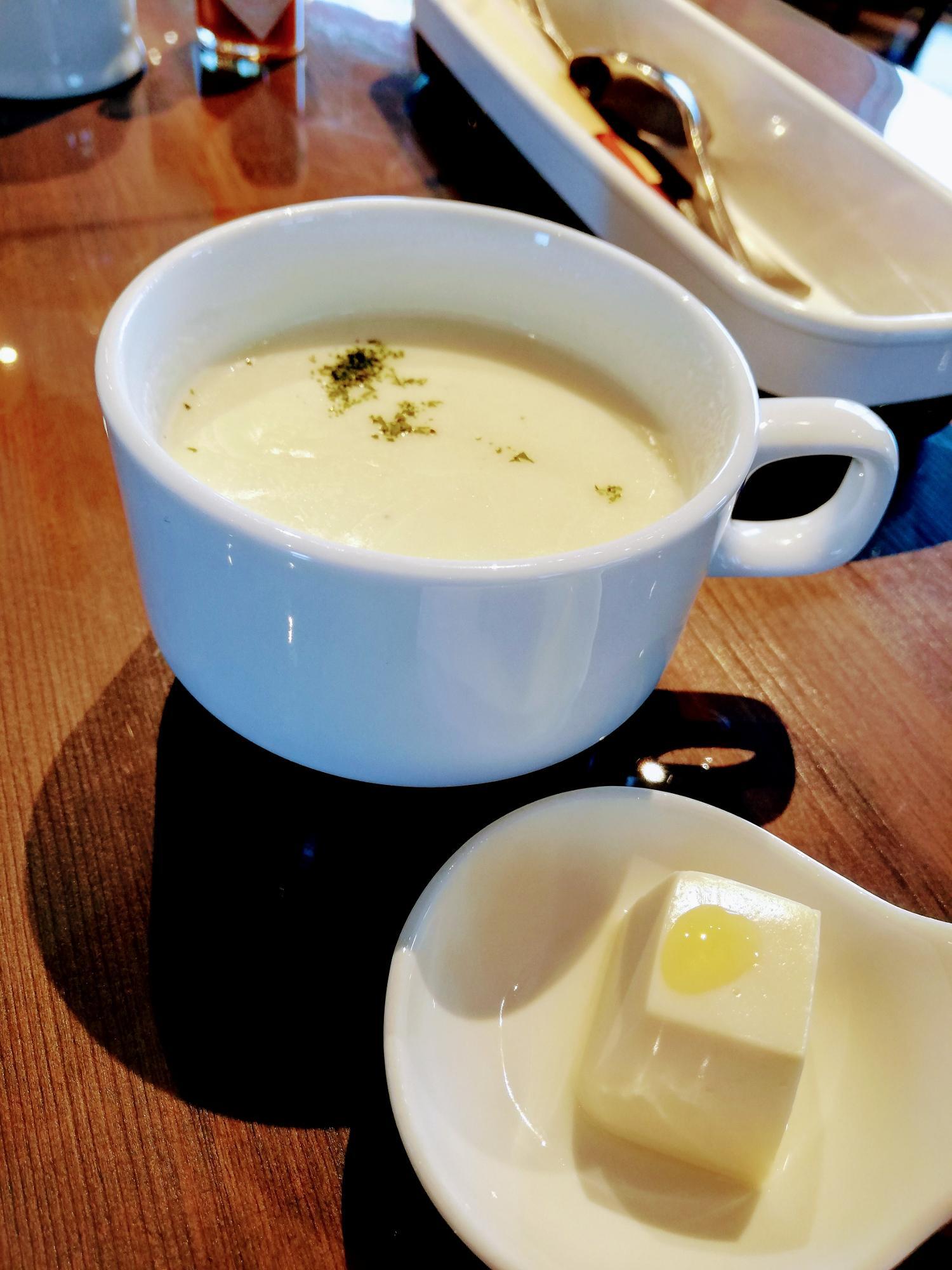 お豆腐とかぶのポタージュ